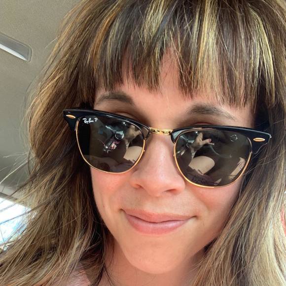 Meet your Posher, Lara - Picture 1 of 1